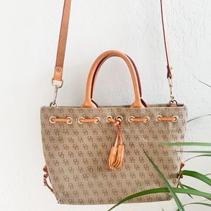 Dooney & Bourke Bag